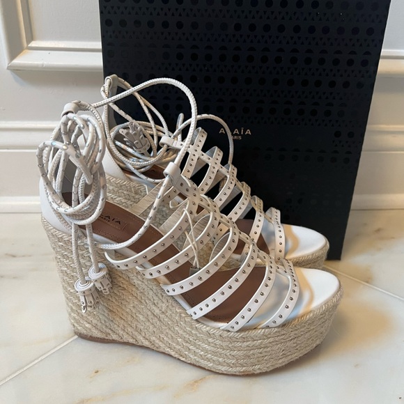 NWT Alaia Espadrille Wedge
